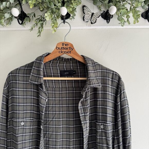 Mens Onia Grey Button Down Collared Viscose Shirt Medium CD4441 - Picture 5 of 5